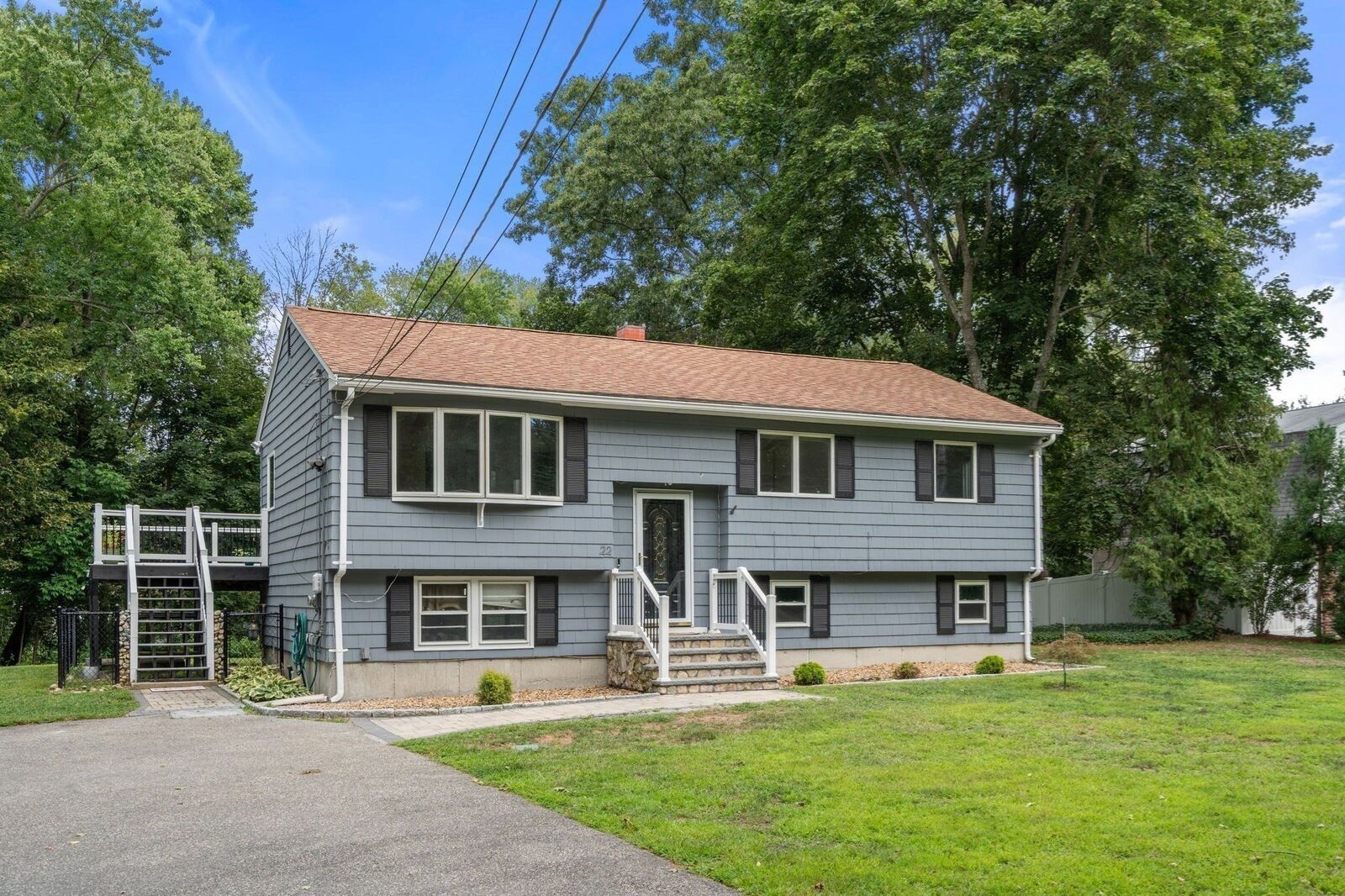Property Photo:  22 Allen Road  MA 01821 
