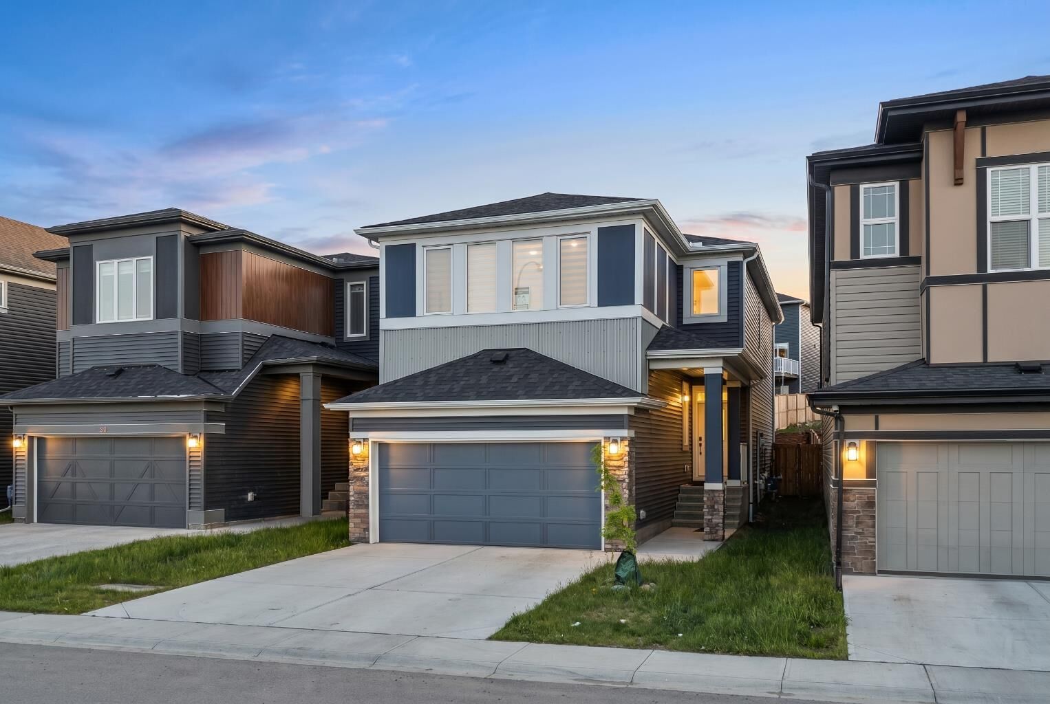 Property Photo:  39 Herron Rise NE  AB T3P 1Y1 