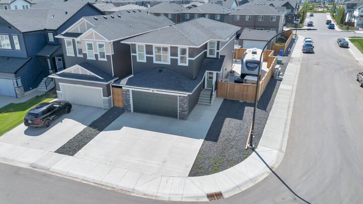 Property Photo:  240 Creekstone Path SW  AB T2X 4X8 