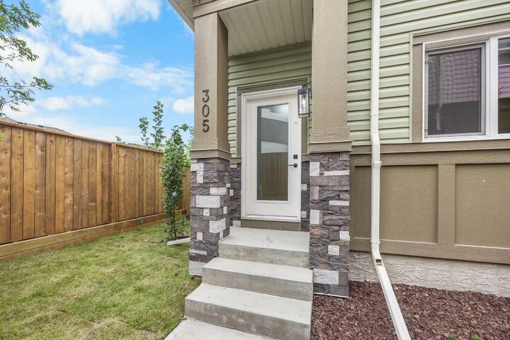Property Photo:  67 Panatella Square NW 305  AB T3K 2S7 
