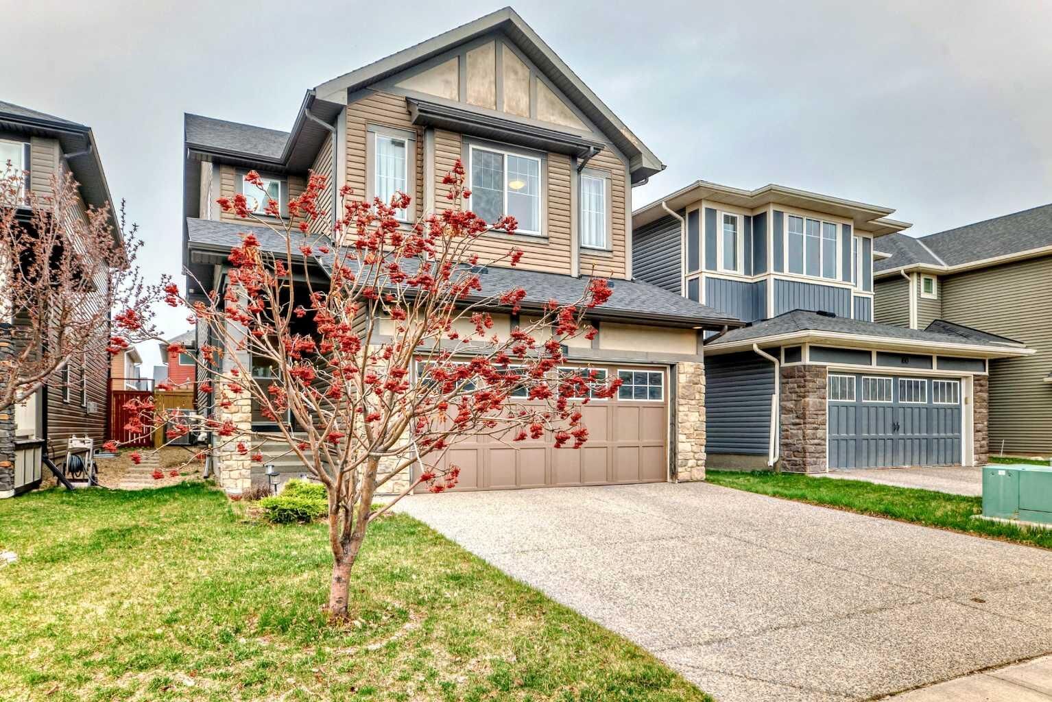 Property Photo:  156 Cougar Ridge Manor SW  AB T3H 0V4 