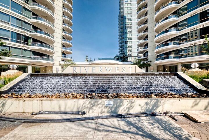 Property Photo:  1078 6 Avenue SW 303  AB T2P 5N6 