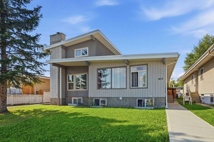 Property Photo:  2615/2613 39 Street SE  AB T2B 1A8 
