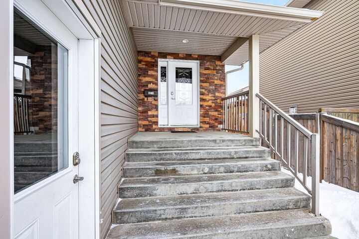 Property Photo:  4014 74 Avenue  AB T9V 2K4 