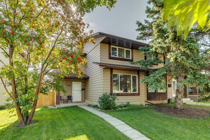Property Photo:  558 Strathcona Drive SW  AB T3H 1K3 