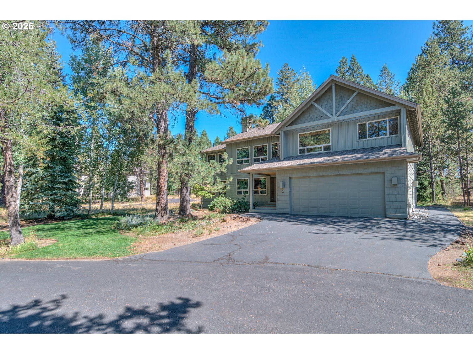 Property Photo: 57864 Blue Grouse Ln 4 OR 97707