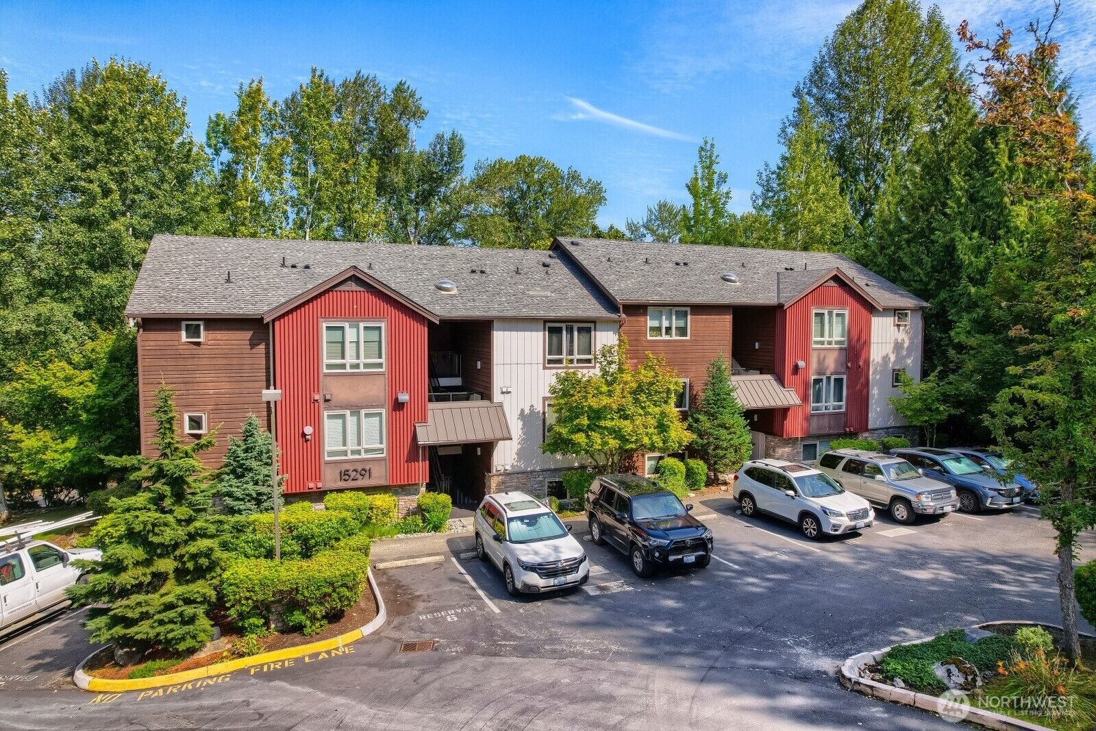 Property Photo:  15291 NE 82nd Street 102  WA 98052 