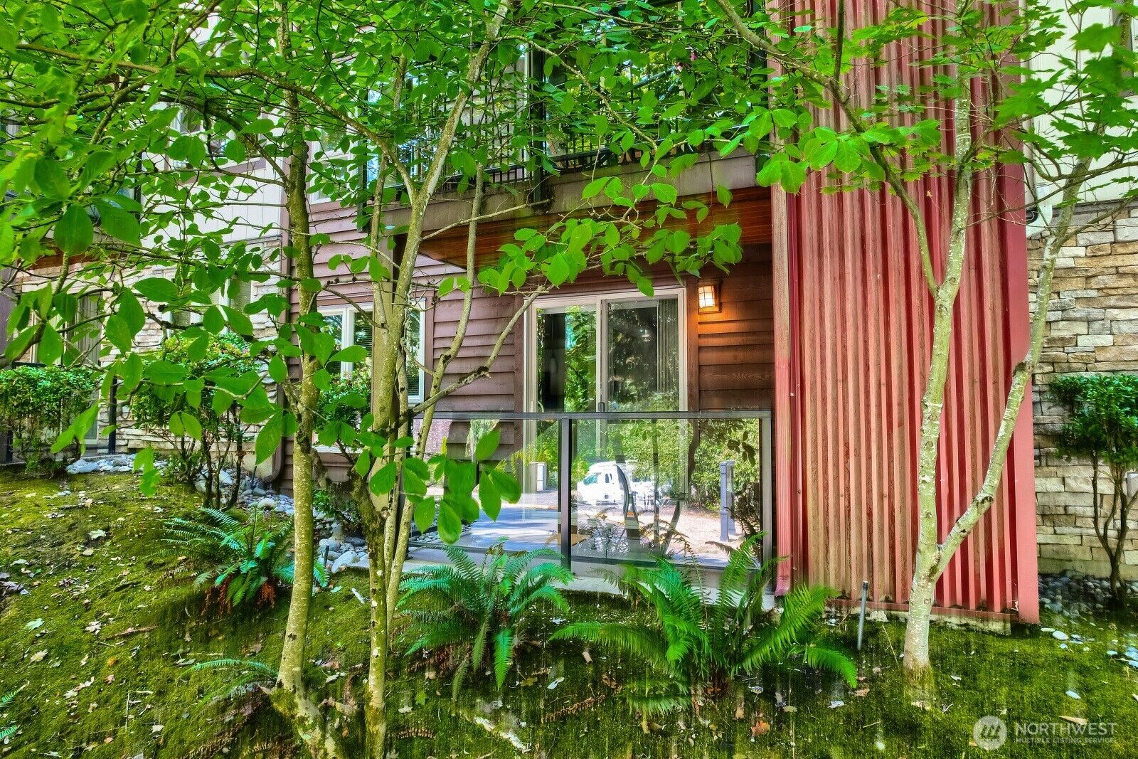 Property Photo:  15291 NE 82nd Street 102  WA 98052 