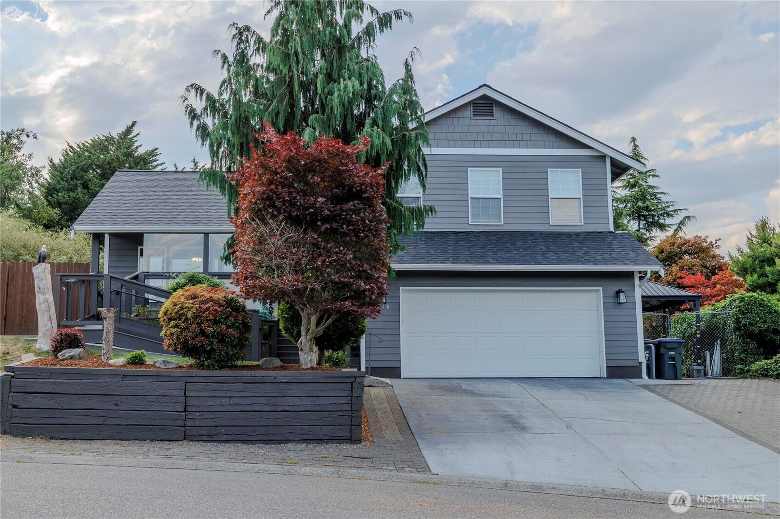 Property Photo: 1318 Beazer Court WA 98226