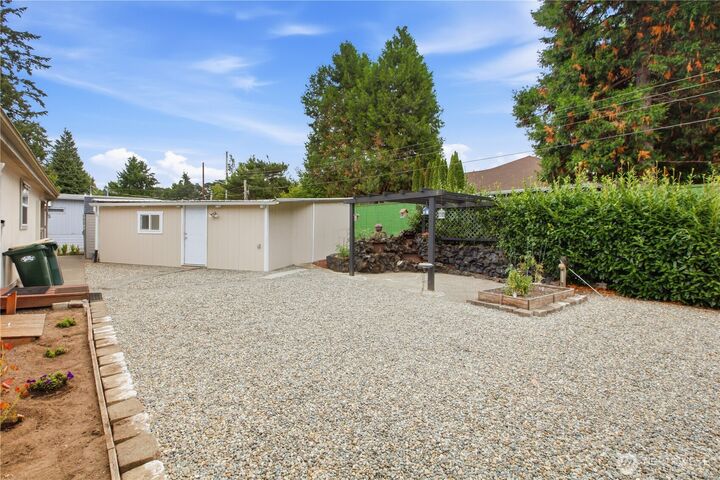 Property Photo:  930  Trosper Road SW #123  WA 98512 
