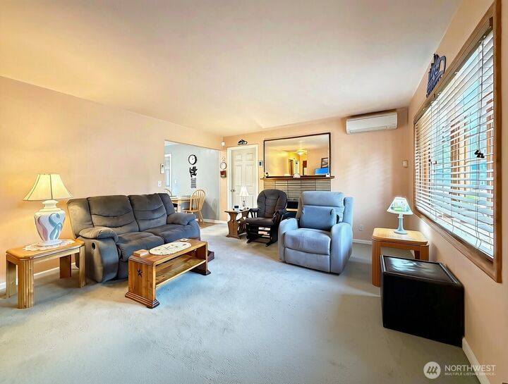 Property Photo:  5029  West View Drive  WA 98203 