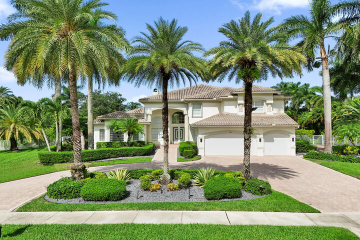 Property Photo: 2663 Birch Terrace FL 33330