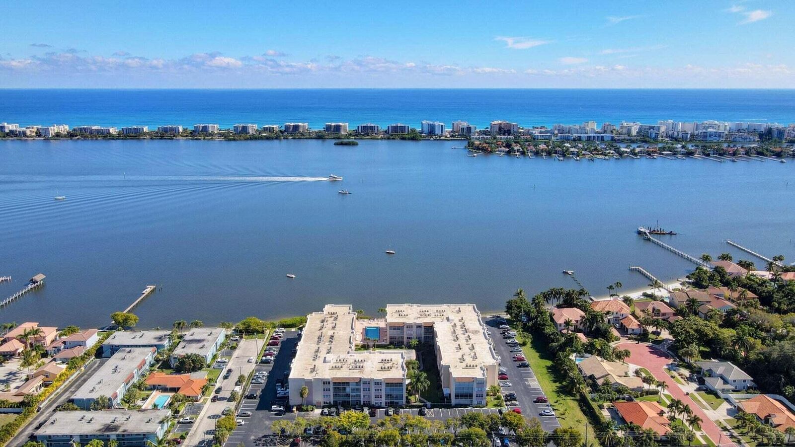 Property Photo: 1502 S Lakeside Drive #401 FL 33460