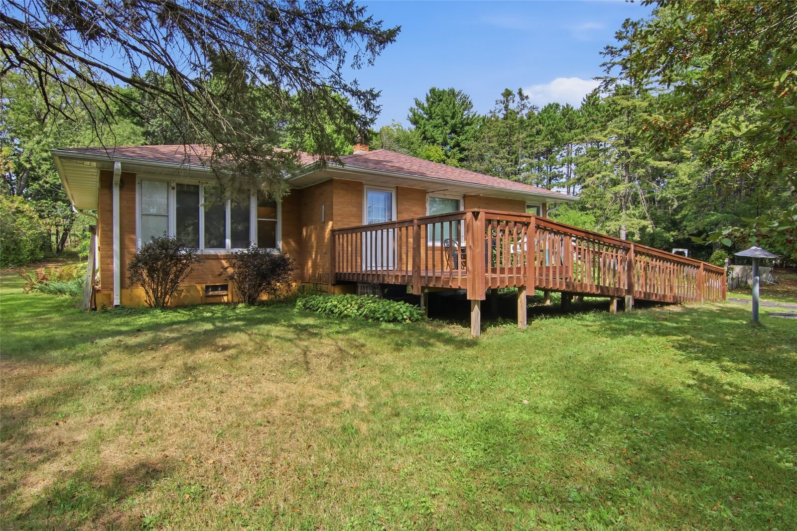 Property Photo: 1290 County Road F WI 54703