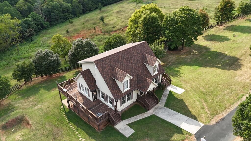 Property Photo:  195 Horsehoe Dr  VA 24563 
