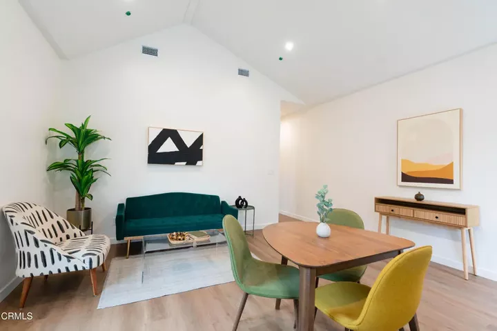 Property Photo: 2250 Gatewood Street CA 90031