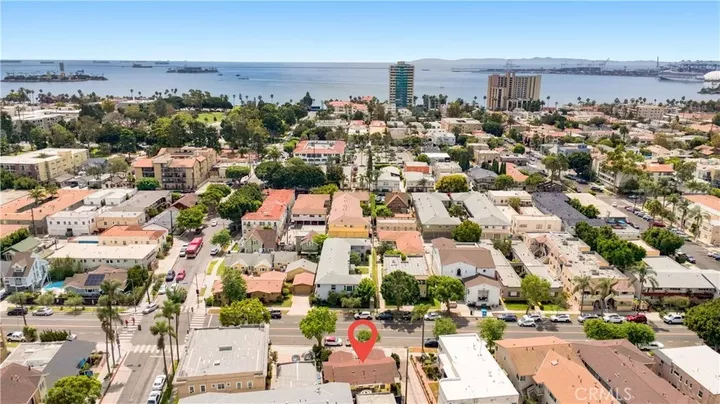 Property Photo:  1915 E 3rd  CA 90802 