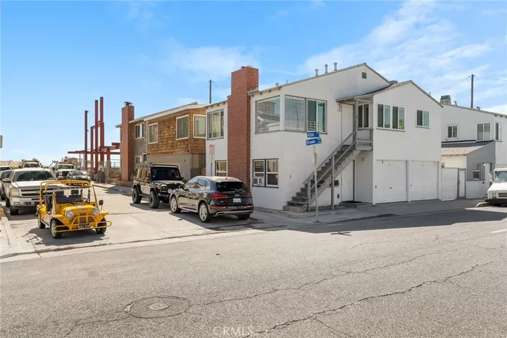 Property Photo:  5920 E Ocean Blvd  CA 90803 