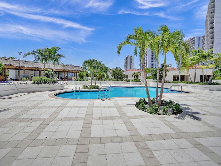 Property Photo:  20281 E Country Club Dr Cab3  FL 33180 