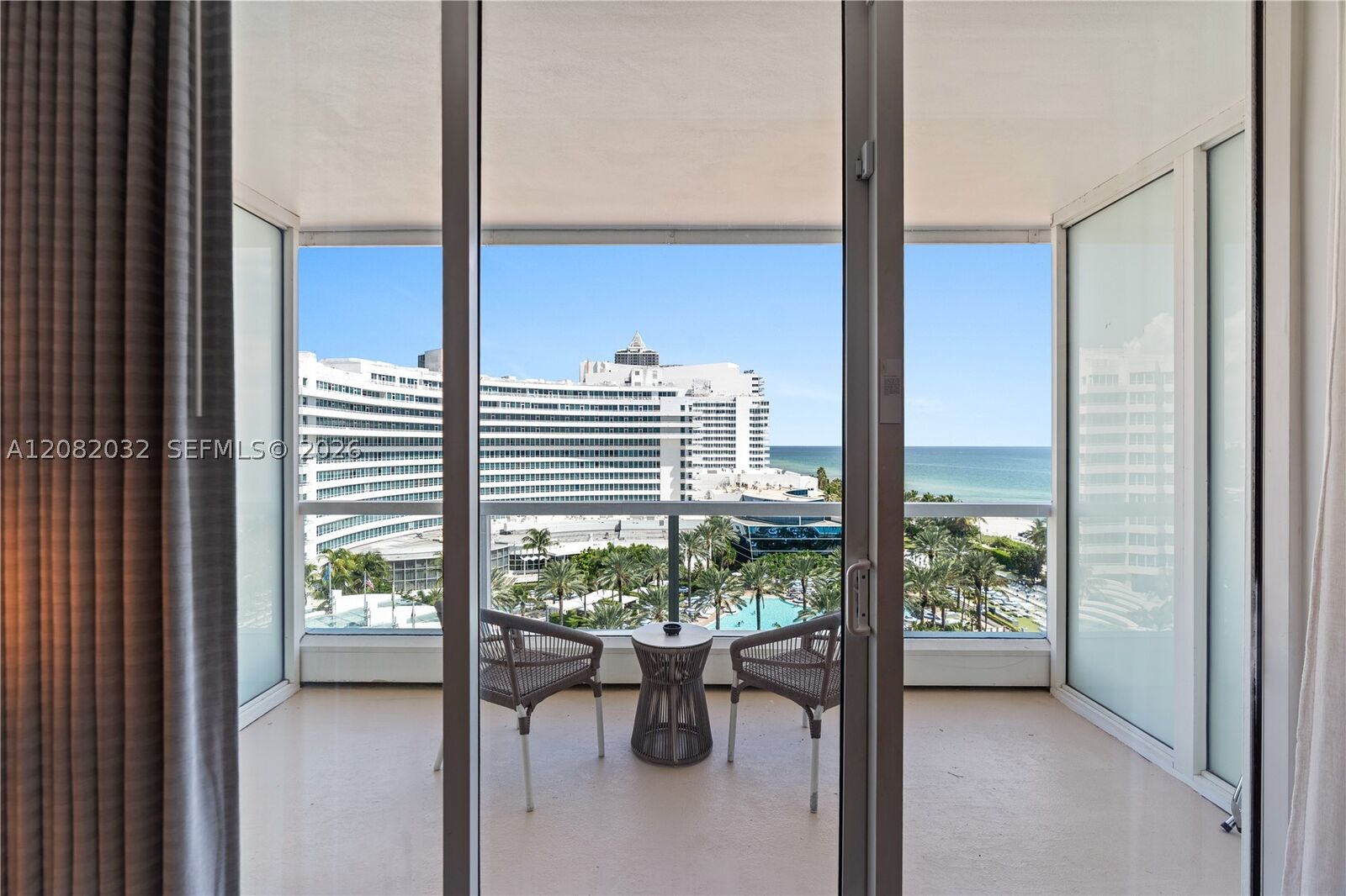 Property Photo:  4391 Collins Ave 905  FL 33140 
