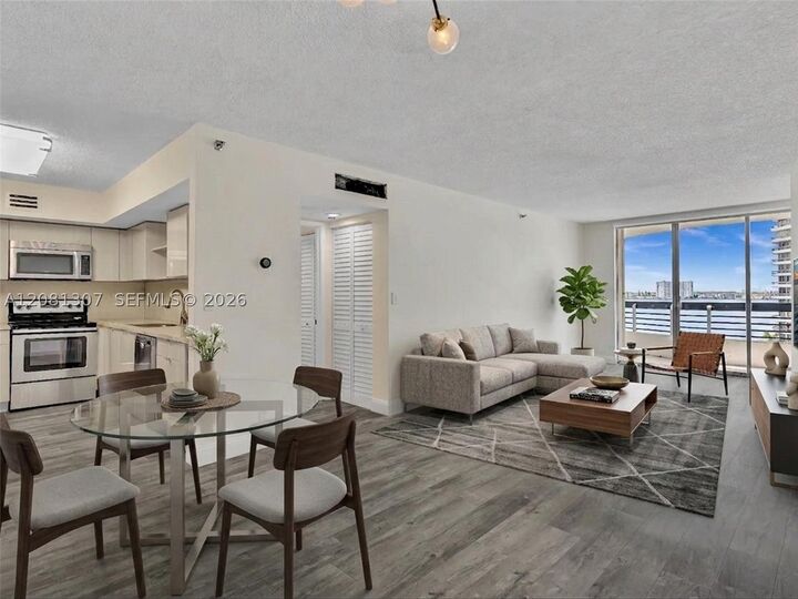 Property Photo:  19195 NE 36th Ct 904  FL 33180 