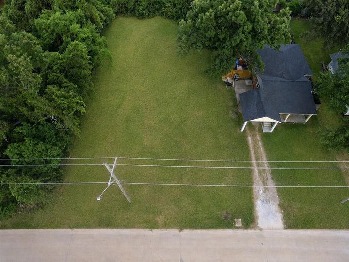 Property Photo: Creole Street LA 70601
