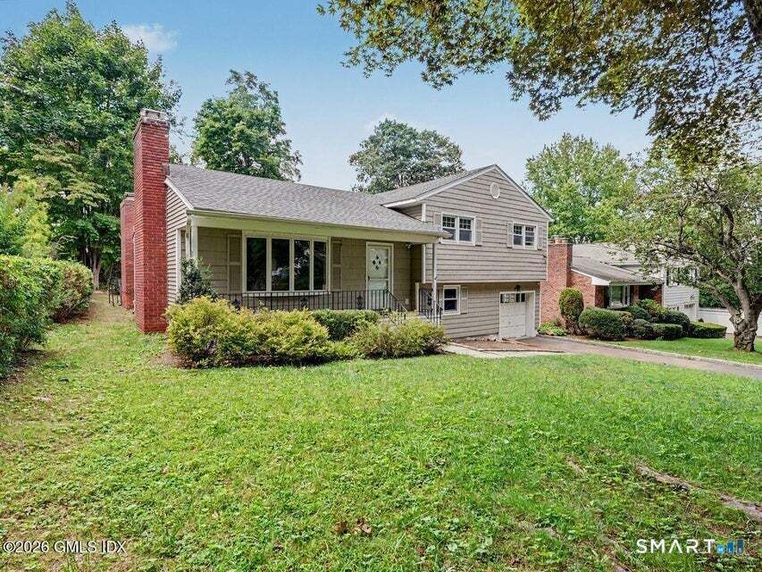 Property Photo: 5 Raphael Place CT 06878