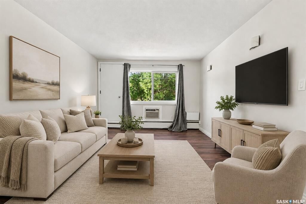 Property Photo:  2157 Rae Street 22  SK S4T 2E8 