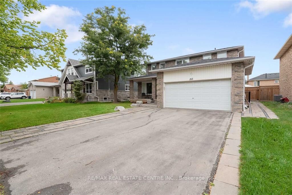 Property Photo:  265 Coxe Boulevard E  ON L9T 4L4 