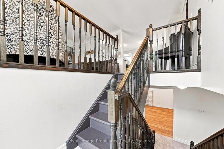 Property Photo:  131 Ashley Street  ON K0K 2B0 