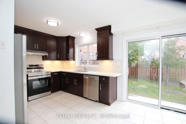 Property Photo:  226 Equator Crescent N  ON L6A 2Y1 
