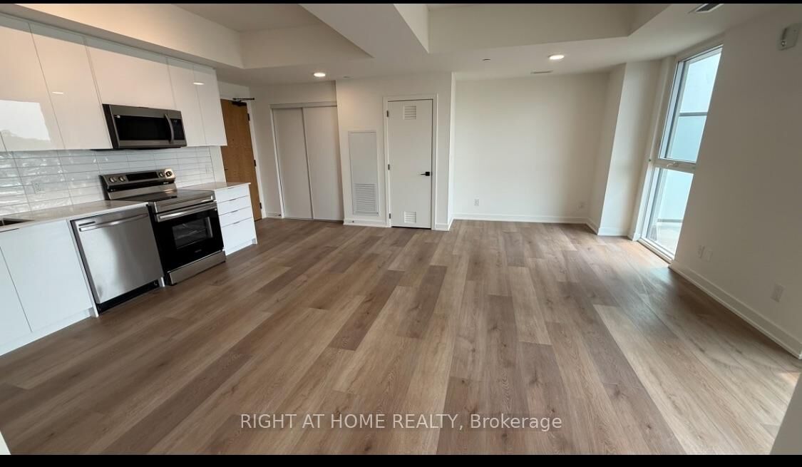 Property Photo:  33 Erie Avenue 506  ON N3S 0K7 