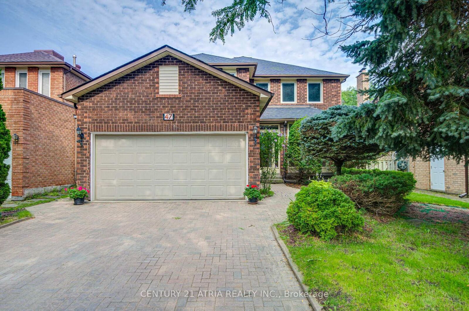 Property Photo: 47 Coledale Road ON L3R 7X1