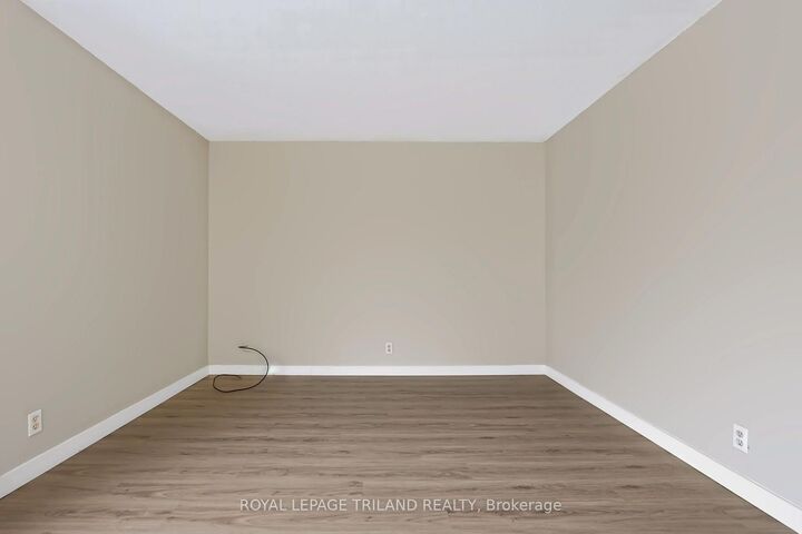 Property Photo:  1566 Allen Place 1  ON N5W 2V8 