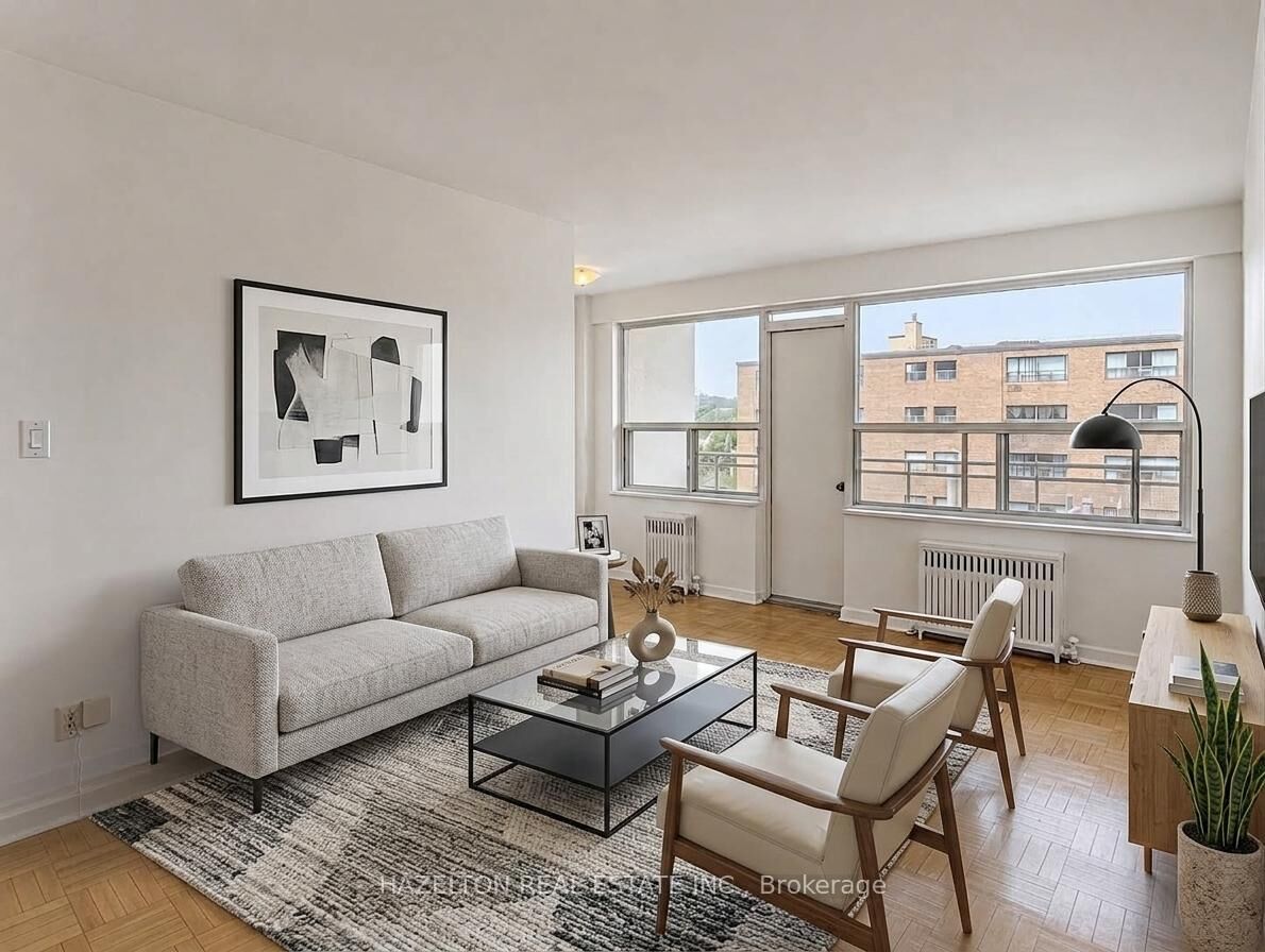 Property Photo:  206 St George Street 604  ON M5R 2N6 