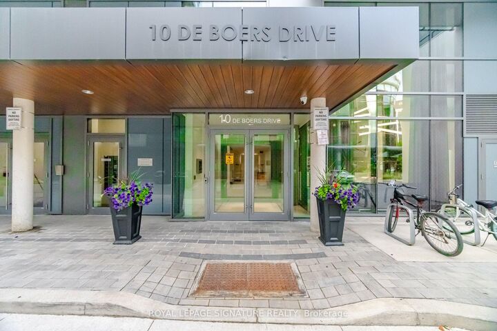 Property Photo:  10 De Boers Drive 615  ON M3J 0L6 