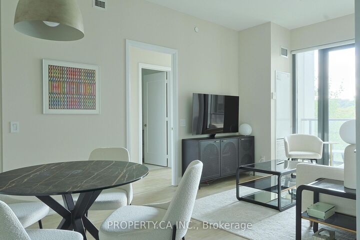 280 Howland Avenue 424 — photo 1