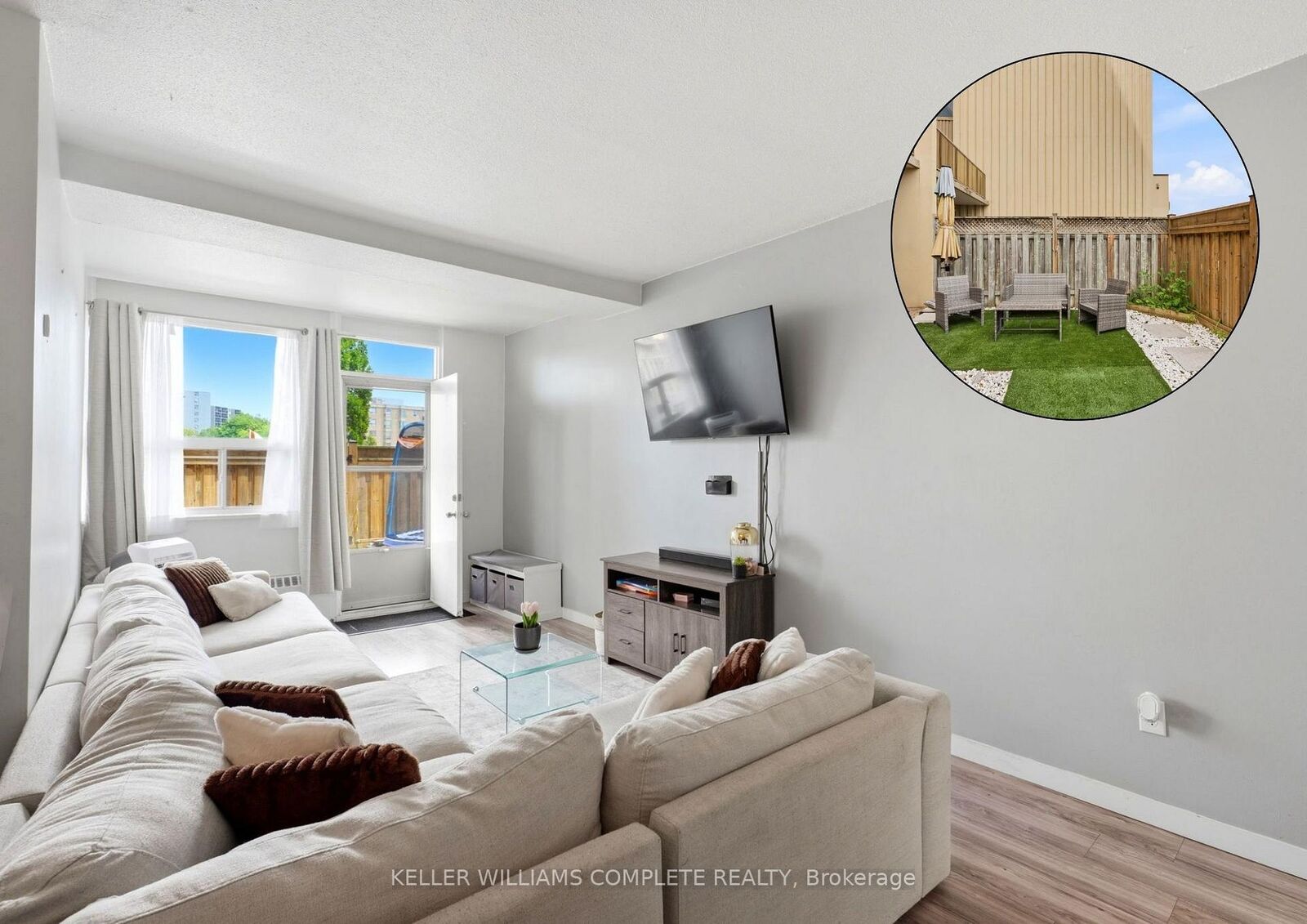 Property Photo:  15 Nicklaus Drive 17  ON L8K 5J5 