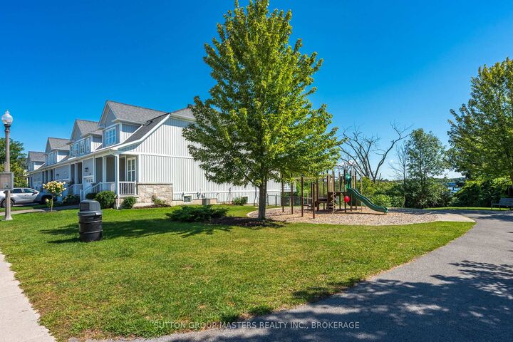 Property Photo:  728 Newmarket Lane  ON K7K 6K7 