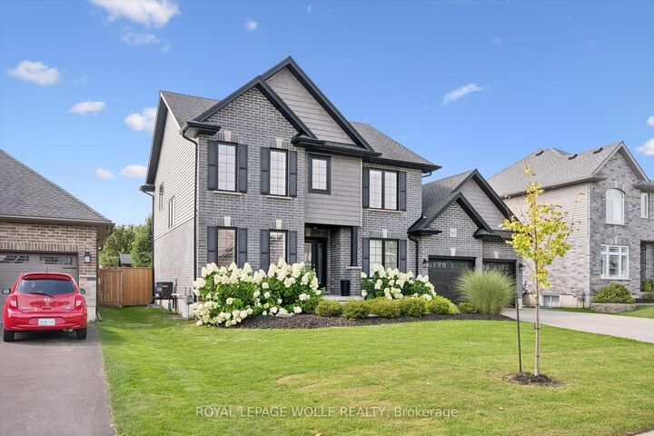 Property Photo:  63 Curtis Street  ON N0J 1M0 