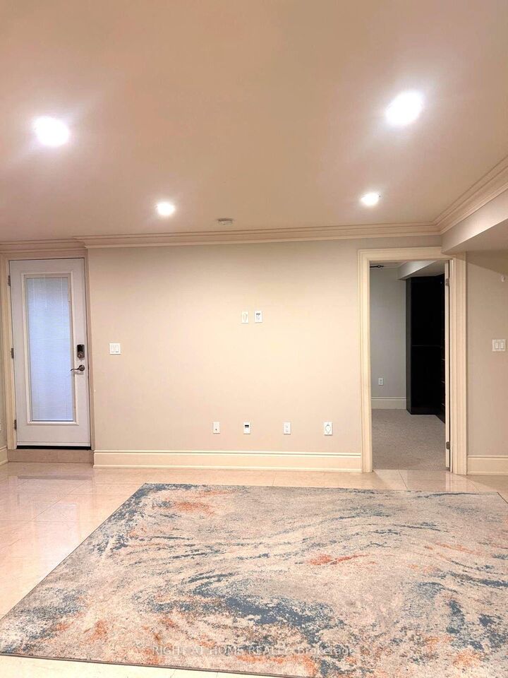 Property Photo:  1330 Kilmaurs Avenue Basement  ON L1K 2A3 