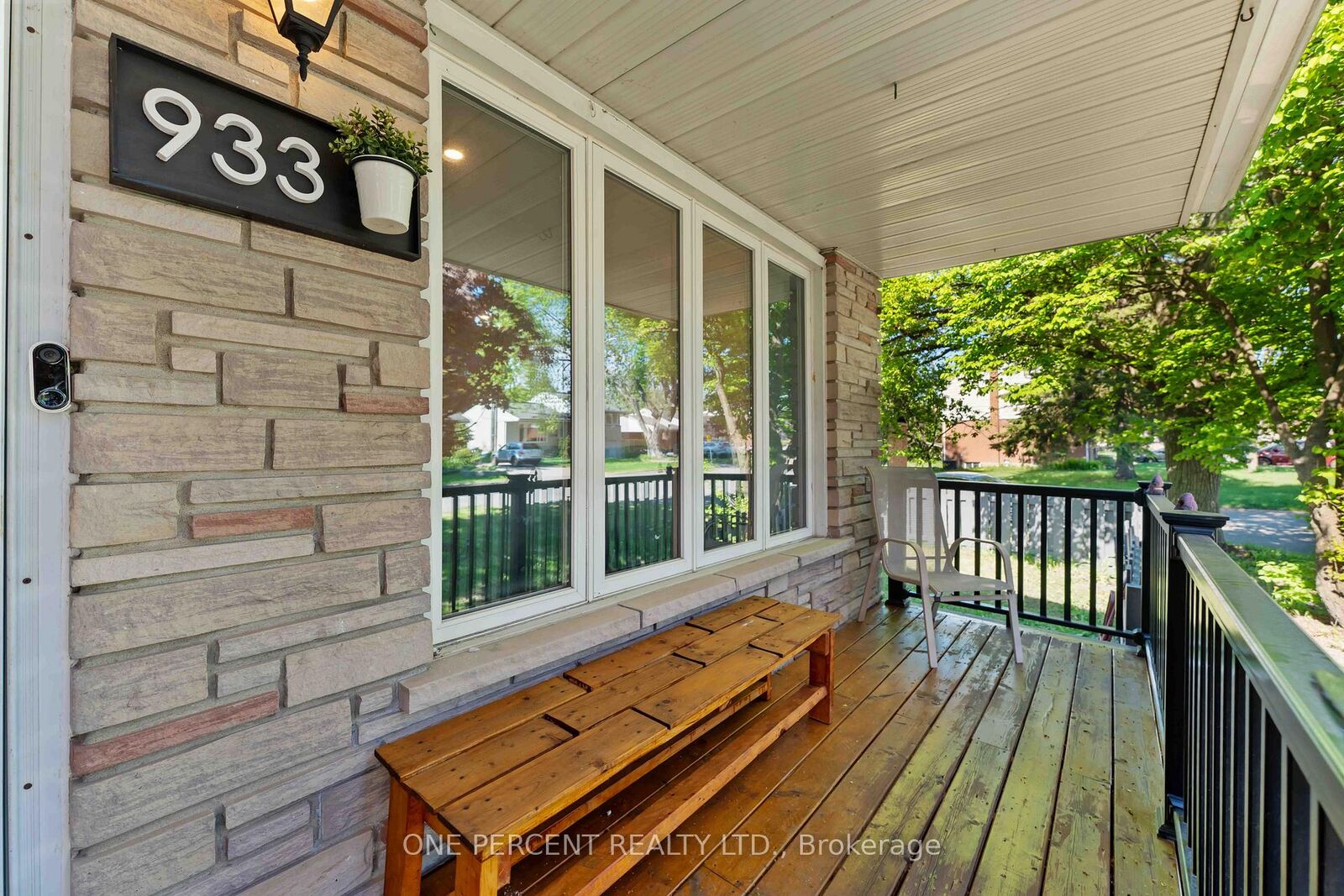 Property Photo:  933 Kincaid Court Unit A And Unit B  ON K1V 6N7 