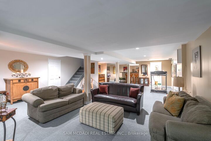 Property Photo:  69 Parkside Drive  ON L6Y 3A1 