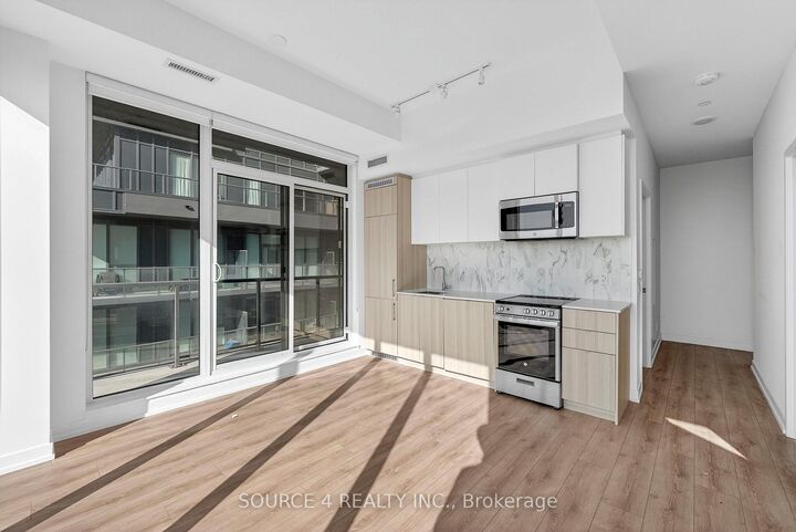 Property Photo:  500 Dupont Street 717  ON M6G 0B8 