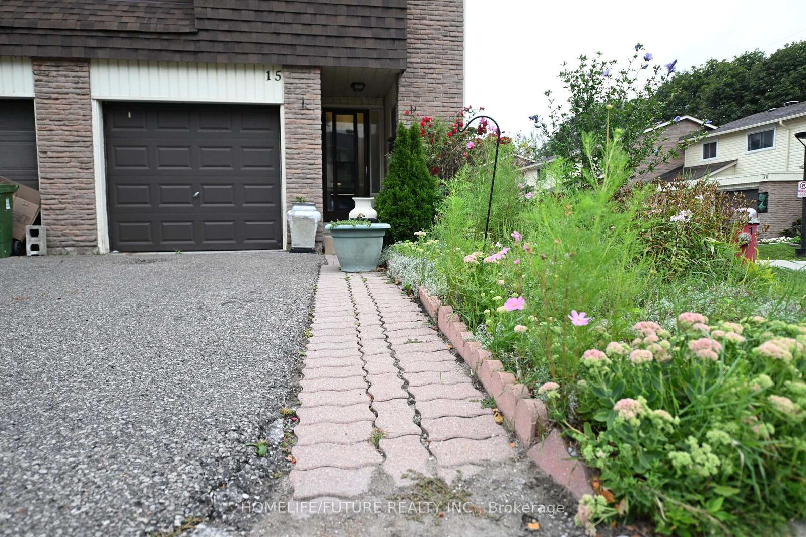 Property Photo:  351 Military Trail 15  ON M1E 4E5 