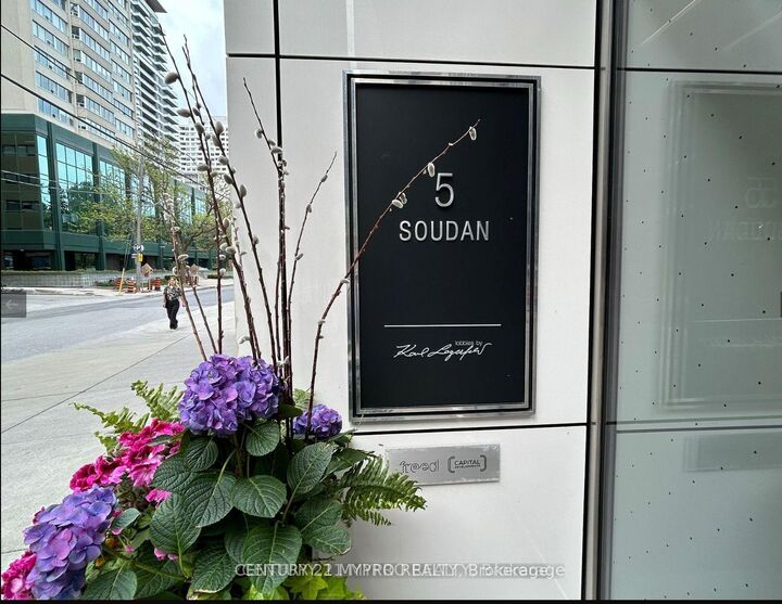 Property Photo:  5 Soudan Avenue 1910  ON M4S 0B1 