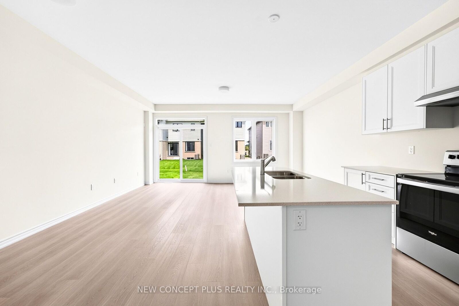 Property Photo:  155 Sanderson Drive N  ON K9V 0S6 