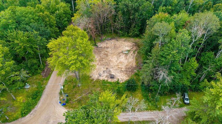 Property Photo:  201 Sand Point Road  ON K8A 6W2 