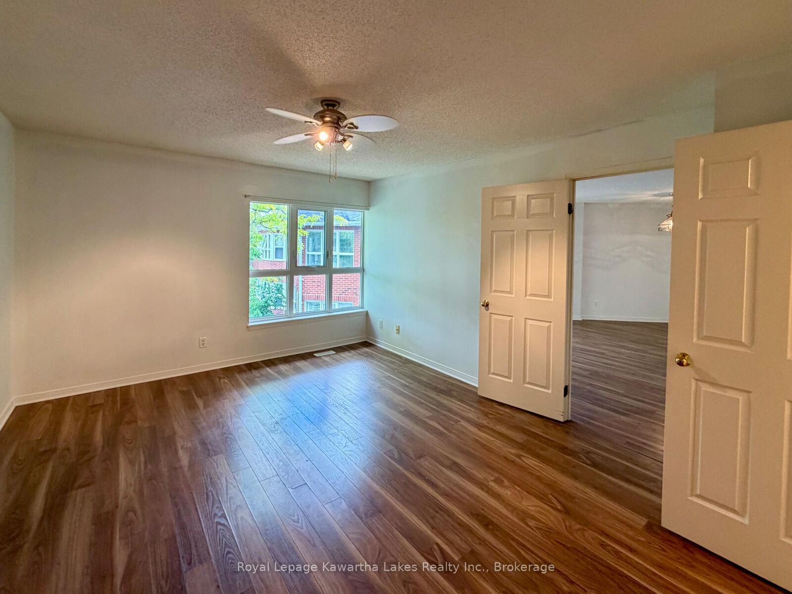 Property Photo:  4 Heritage Way 303  ON K9V 5Z2 