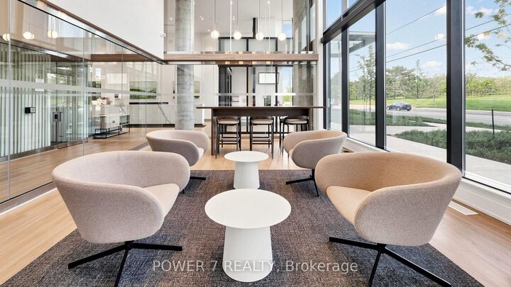 Property Photo:  3100 Keele Street 814  ON M3M 0E1 